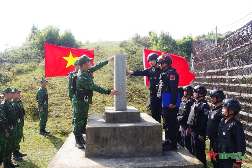 Vietnam and China maintain land border stability for development cooperation